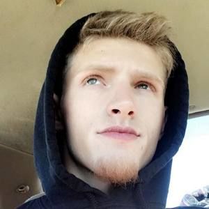 Meet your Posher, Wyatt